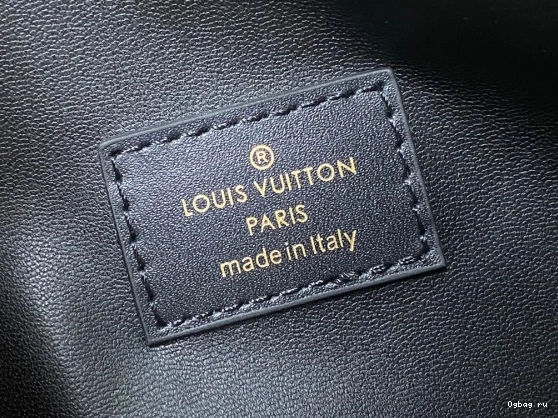 PM-21*14*6CM Trunk VUITTON LOUIS Side 0822